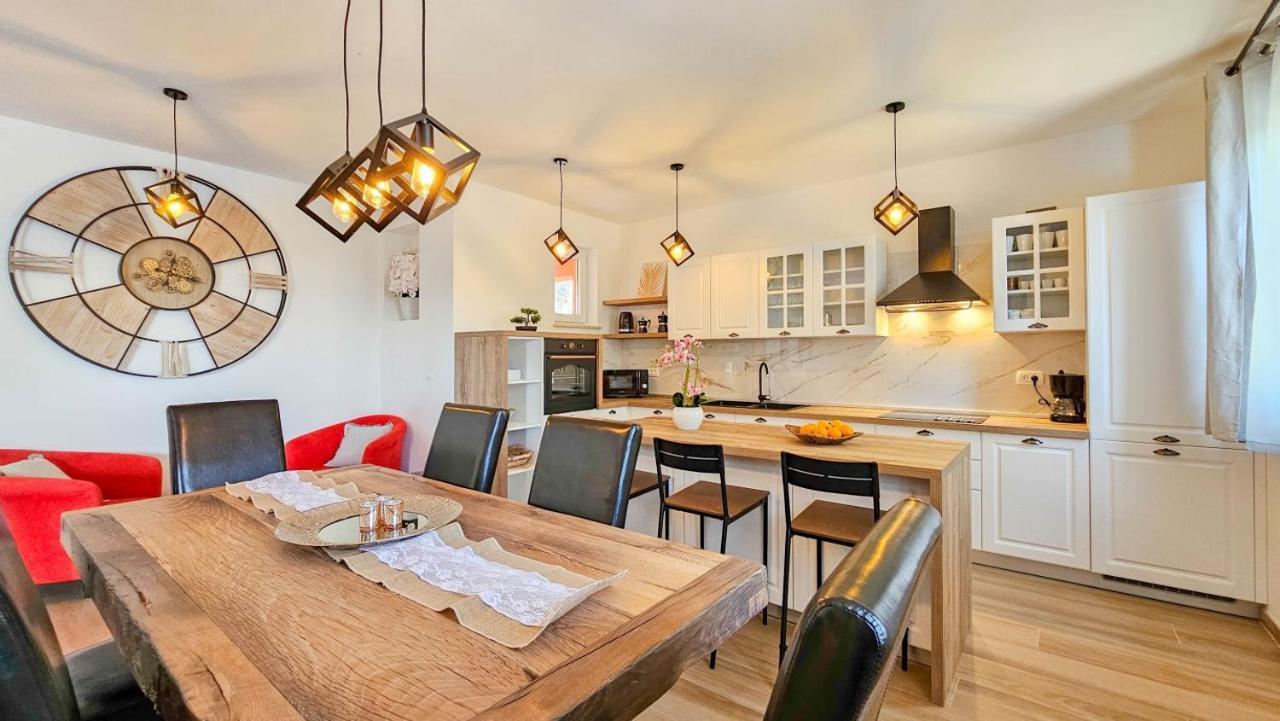 Casa Gojtan Villa Karigador Ngoại thất bức ảnh